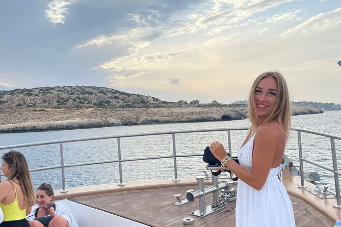 3-Hour Sunset Cruise from Protaras with Fruit & Champagne - Boarding at Medusa Cruises: the timing that matters