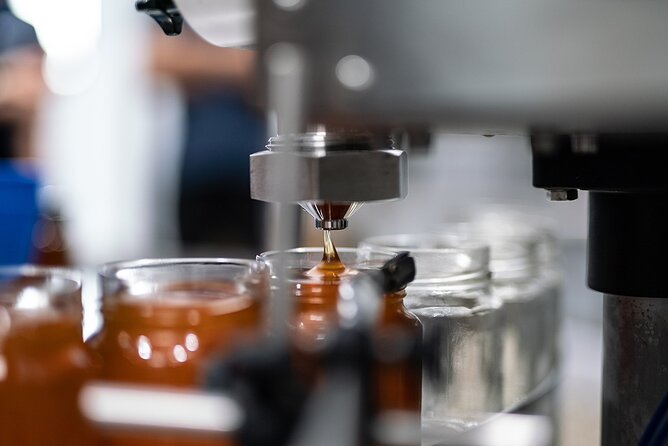 30-Minute Guided Honey Tasting Activity in Melini - Who this experience suits best