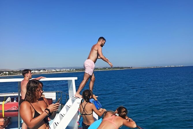 90-Minutes Glass Bottom Trip With Quick Dip - Key Things That Make This Paphos Boat Trip Worth Your Time