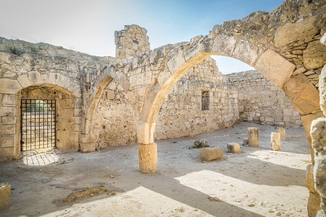 Ancient Kourion, Kolossi Castle, Omodos & Winery Tour from Paphos - Dress code and comfort: the small details that can make or break your entry