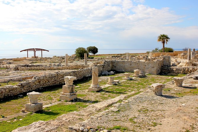 Aphrodite's Birthplace, Lefkara & Kourion Day Trip from Paphos - Stop 3: Limassol Old Town, castle sights, and a practical lunch window