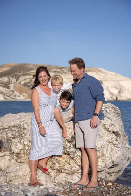 Cyprus: Private Photo Session with Professional Photographer - Photo shoots for families: when kids need a plan