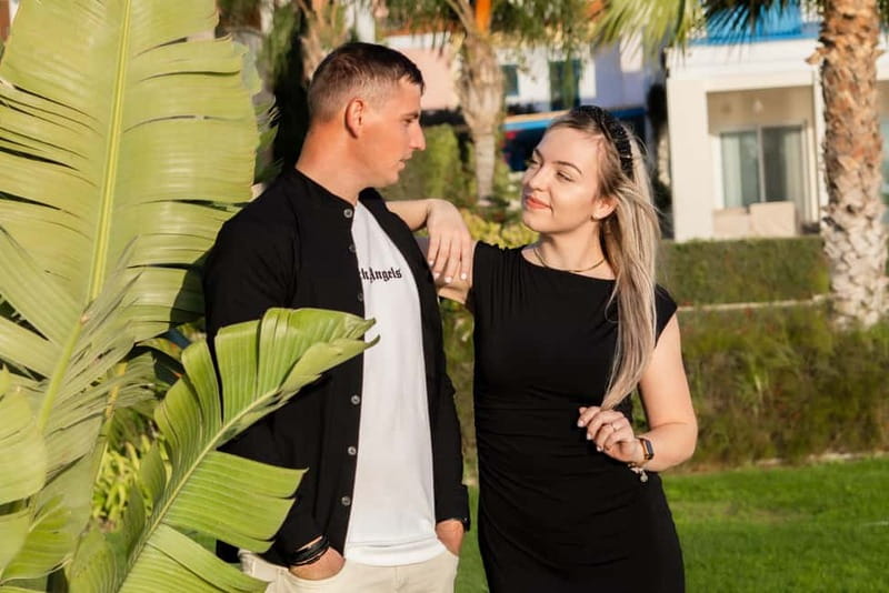 Cyprus: Private Photo Session with Professional Photographer - Where you meet and how to plan your hour