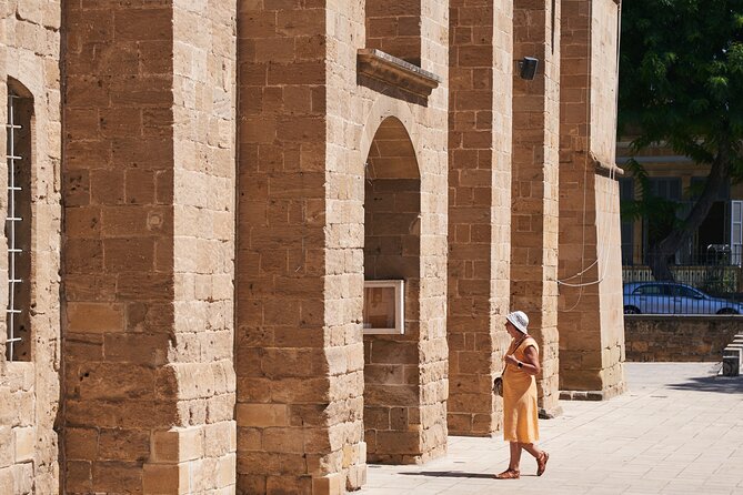 Explore Lefkara & Nicosia - The Drive Toward Nicosia: Switching from Village to Capital