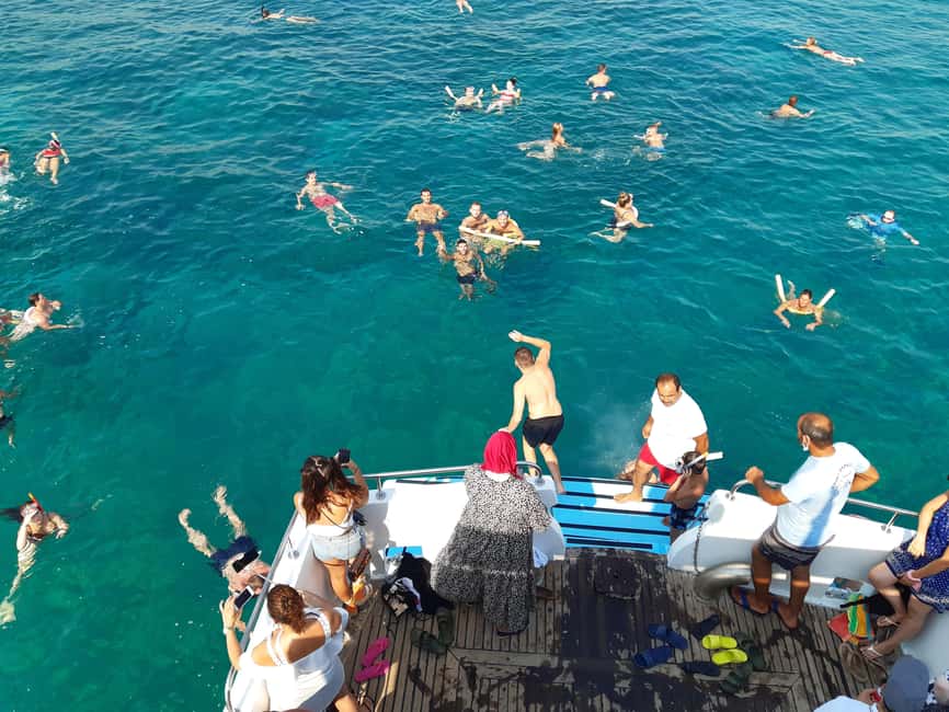 FROM PAPHOS: 1.5 HRS Glass Bottom Boat Cruise with swimming - Timing and meeting the boat: how to avoid the start-of-tour scramble