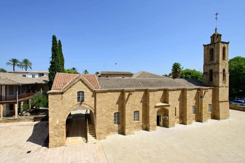 FROM PAPHOS: Nicosia free time for shopping & sightseeing - Getting picked up and dropped off in Paphos without stress