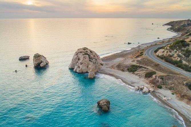 Full Day Tour in Paphos: Trip To The Past - Paphos Harbour Castle and lunch: medieval walls plus a real break