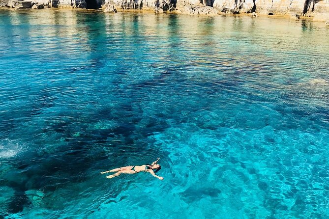 Guided snorkeling trip to the turtles in Protaras - Small group of 4: why the experience feels more personal