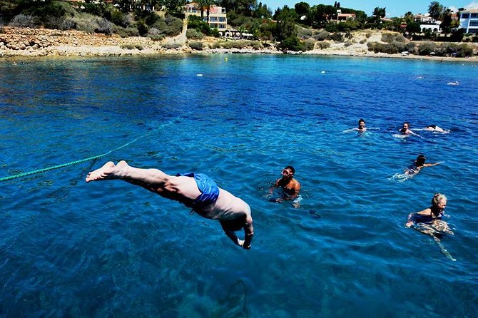 Half Day BBQ Lunch Cruise from Paphos - Boat Comfort: Loungers, Clean Facilities, and Practical Notes