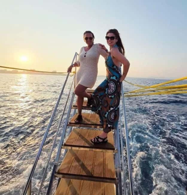 Larnaca: Sunset Cruise with Unlimited Wine & Beers - Plane-Spotting Bonus Near Larnaca Airport