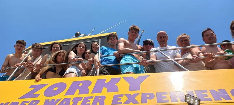 Larnaca: Yellow Submarine Swim Cruise with Unlimited Drinks - What you do at the Zenobia wreck stop (and how to choose your approach)