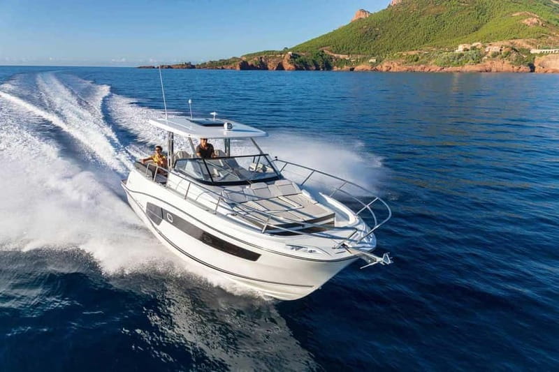 Latchi: Private Yacht Charter on Latchi Oasis - Why this private yacht charter works so well from Latchi