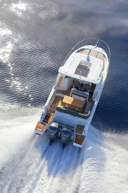 Latchi: Private Yacht Charter on Latchi Pearl - The yacht layout: where you’ll actually spend your time