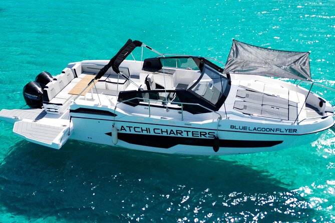 Luxury Charter on Blue Lagoon Flyer (Karnic CS10) to Blue Lagoon - Key highlights at a glance