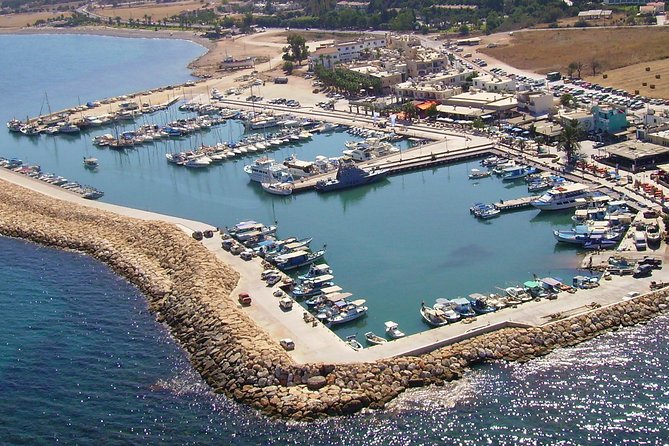 Luxury Marinello 26 speedboat with driver to Blue Lagoon & more.. - St Georges Island: seabirds above and reef life below