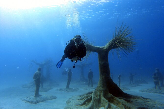 Musan Scuba Diving Private Adventure - Musan’s statues, caves-like angles, and the kind of photos you will actually want