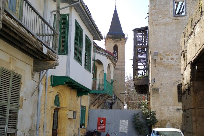 Nicosia: Last Divided City, Tour combining South & North - Ledra Palace Hotel and the Green Line: Division You Can Walk Through