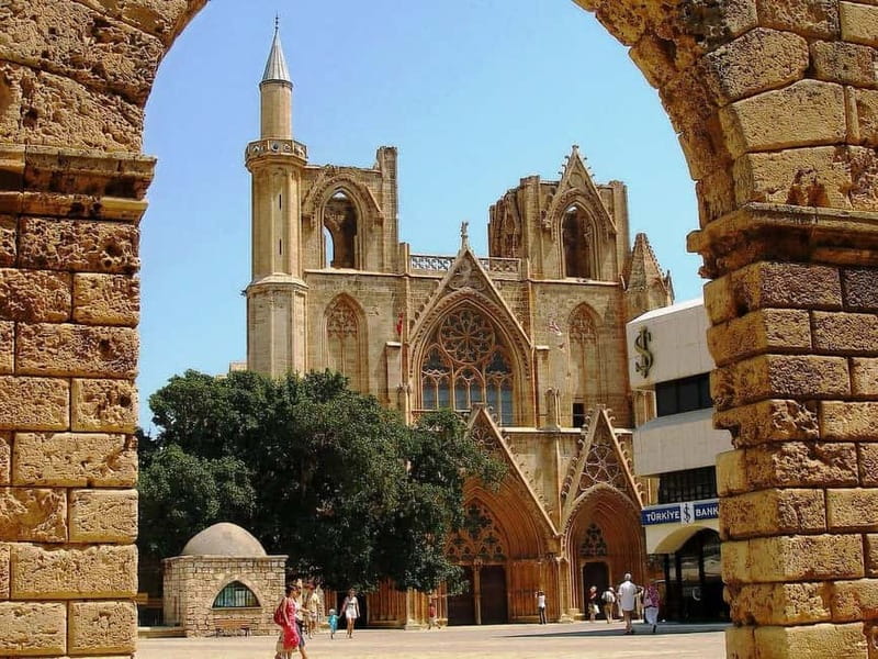 Paphos: Famagusta, Salamis & Varosha Full-Day Tour - Walking the City Walls for Coastline Panoramas