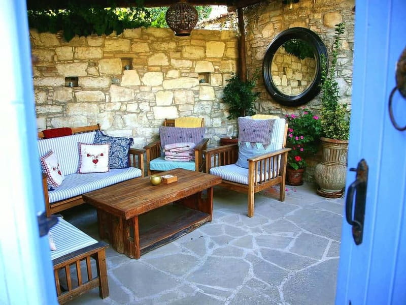 Paphos: Gourmet Cyprus Tour - Local Flavors & Wine - Niki Sweets and Kafkalia: sweet shop energy plus savory bites