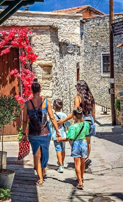 Paphos - Troodos Mountains 4x4 Tour with Free Wine Tasting - Morning route: Asprokremmos Dam, quiet villages, and the Diarizos river crossing
