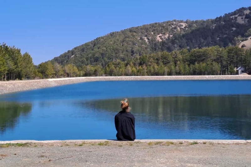 Paphos - Troodos mountains: To the highest peaks. - Arminou Coffee Break and the White Limestone Foothill Start