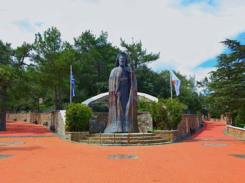Paphos: Troodos, Omodos & Kykkos Monastery Full-Day Tour - Omodos village walking time and Timios Stavros Monastery