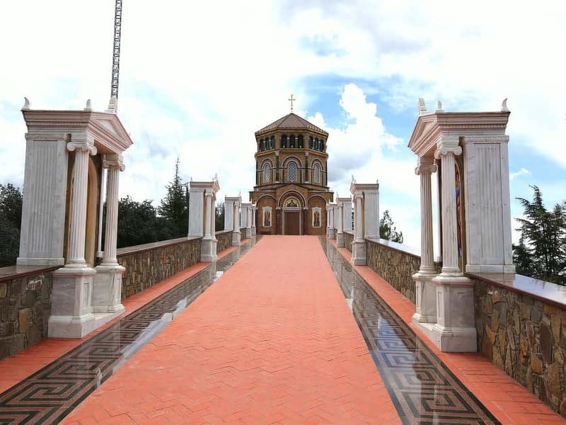 Paphos: Troodos, Omodos & Kykkos Monastery Full-Day Tour - Kykkos Monastery: frescoes, tradition, and the famous icon
