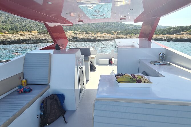 Private Charter to Blue lagoon -Amore Mio - The captain and the pace: why it feels different on a fast charter