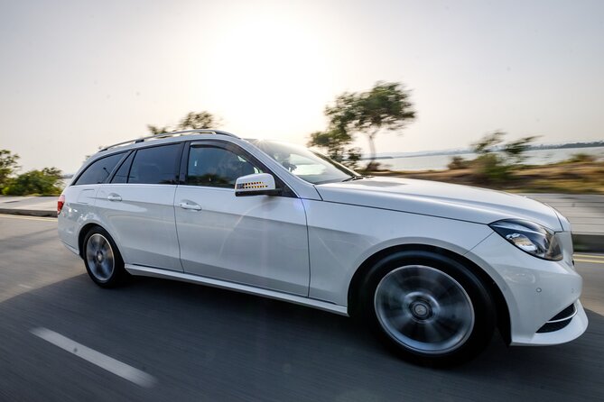 Private Transfer: Larnaca Airport to Limassol City 1-14 pax - Choosing the Right Vehicle for 1 to 14 People