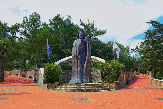 Private Troodos, Kykkos & Aphrodite's Birthplace from Limassol - Archbishop Makarios III Tomb on Mount Throni