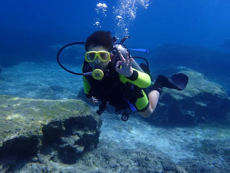 Protaras: Bubblemaker Diving Course & 2-Meter Dive - The 20-minute classroom lesson, short and practical
