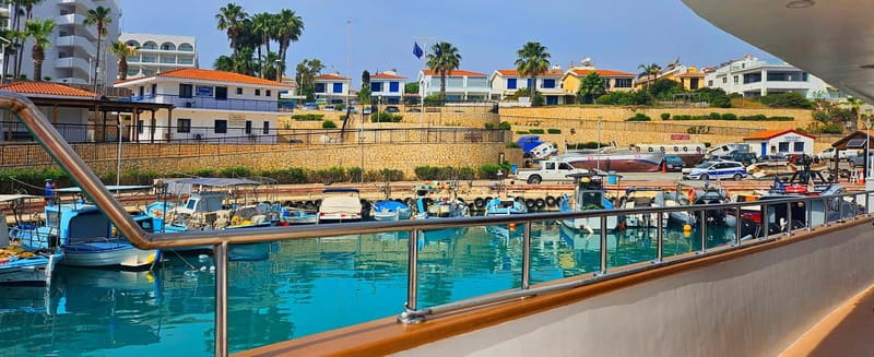 Protaras: Medusa Chill-Out Cruise to Blue Lagoon & Sea Caves - Lunch option: when to add it and what you’ll actually get