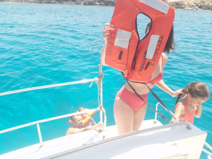 Protaras: Private Boat Tour with Fishing - Languages on board: getting the explanation you want