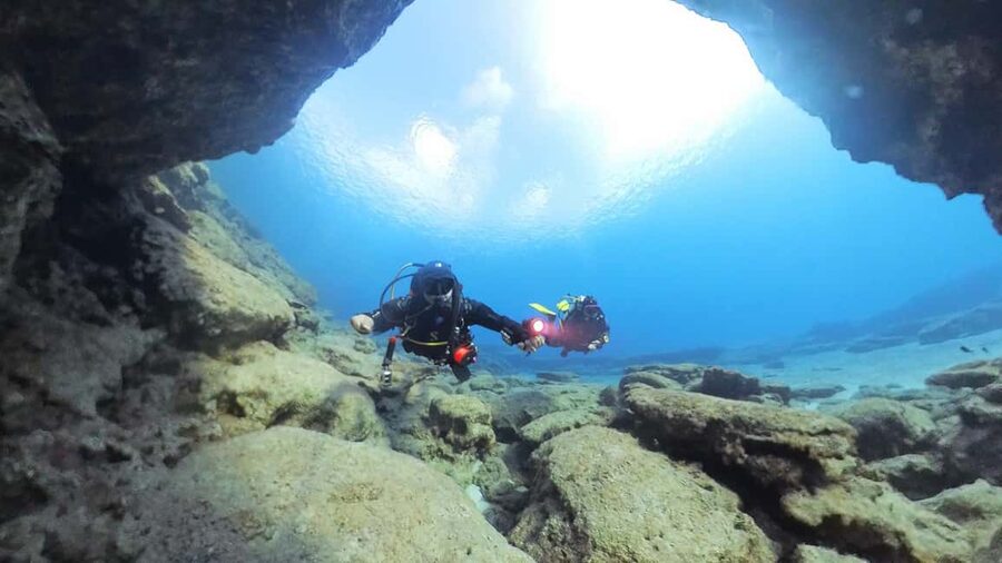 Scuba Diving - Tunnels & Caves - Cape Greco - private guided - Private guided attention and the small group setup that really helps