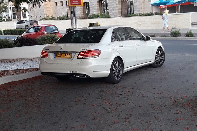 Taxi transfer from LCA airport to Ayia Napa or Ayia Napa to LCA airport - Who this transfer fits best