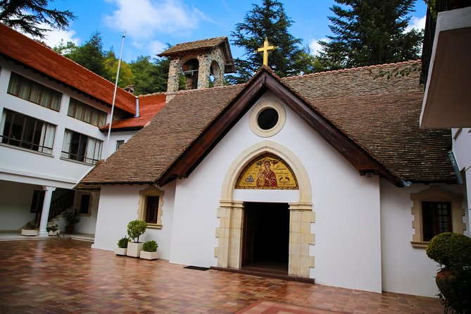 Tour to Troodos, Kykkos Monastery, Omodos and Winery from Paphos - Archbishop Makarios III tomb on Throni Hill for views and reflection